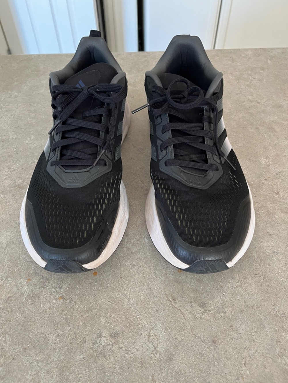 adidas Black and White Athletic Sneakers Very good condition